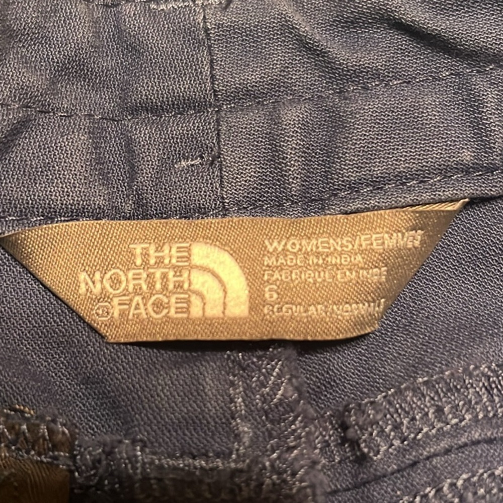 Bundle of North Face ladies summer clothing - Picture 4 of 7